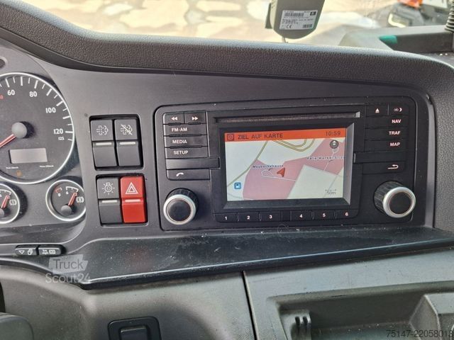 وحدة جر ذات حجم كبير MAN TGX 18.480 4x2 LLS-U XXL ACC Hubsattelplatte