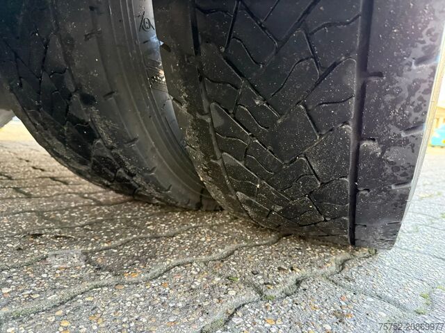 Standard-SZM DAF XF 480 SSC Super Space 2x tank LED Smarttacho 2...