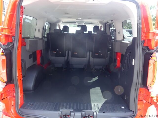 Minibus Volkswagen T7 Transporter Kombi 2.0 TDI 4Mot OFFROADP/MATRIX/AHK