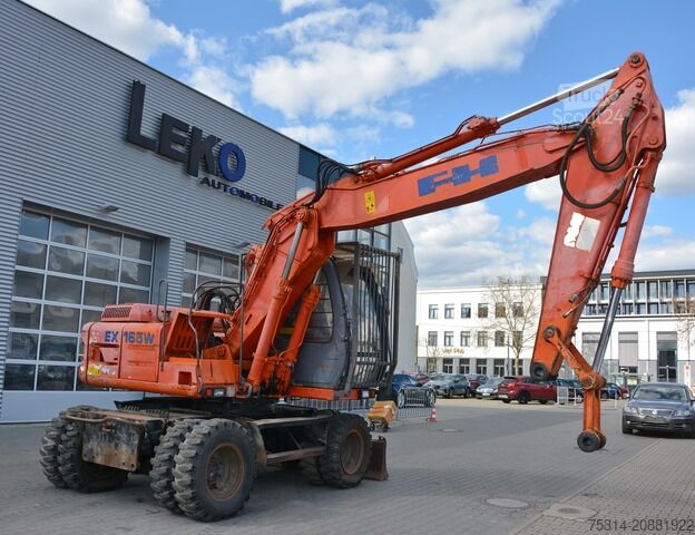 Koparka kołowa hitachi EX 165 W