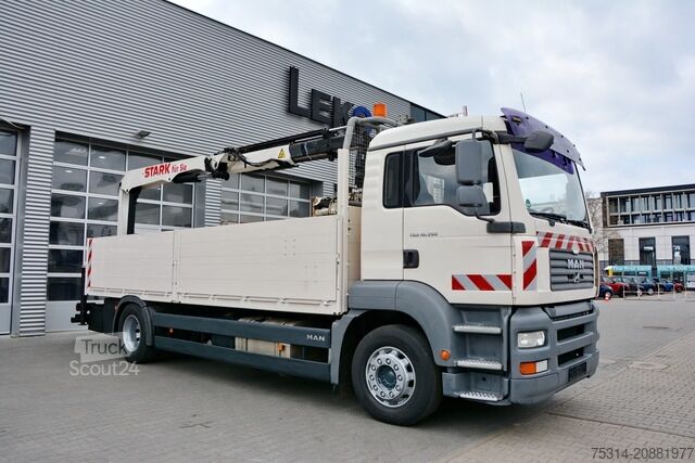 Automobilis ar plakanu platformu man TGA 18.350 Kran Palfinger PK12001 L Palettenzange