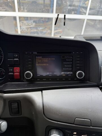 Maināms virsbūves kravas automobilis man TGX 18.360 4x2 LL BDF mit LBW