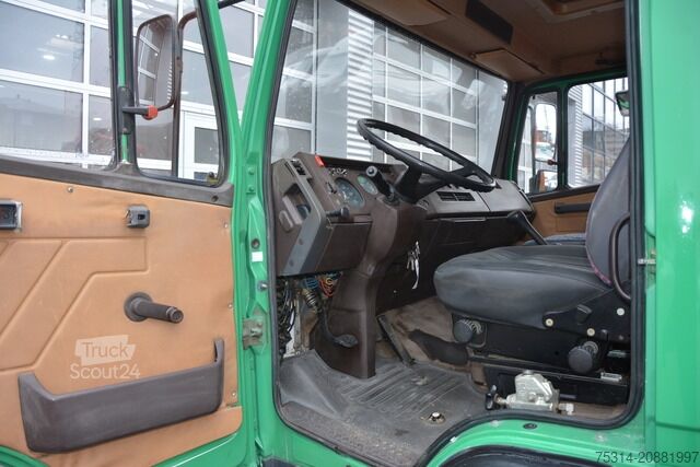 Kravas mikroautobuss ar pašizgāzēju mercedes-benz 814d Dreiseitenkipper