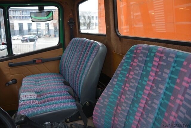 Kravas mikroautobuss ar pašizgāzēju mercedes-benz 814d Dreiseitenkipper