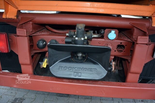 Kravas mikroautobuss ar pašizgāzēju mercedes-benz 814d Dreiseitenkipper