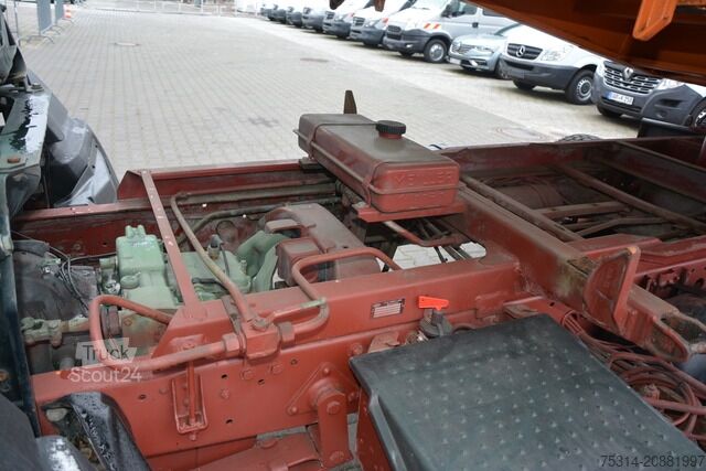 Kravas mikroautobuss ar pašizgāzēju mercedes-benz 814d Dreiseitenkipper