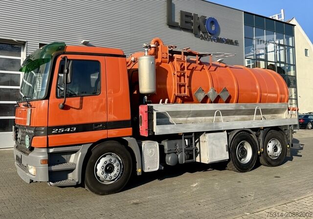 Vakuuma autocisterna mercedes-benz Actros 2543 6X2 14.000l