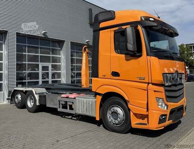Tovornjak s kavljem za kontejnerje mercedes-benz Actros 2545 6x2 HU neu