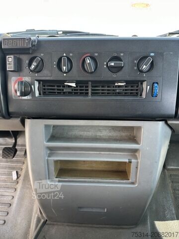 Slēgtais furgons mercedes-benz Mercedes-Benz Vario 816D