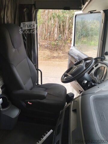 Camión con carrocería de lastre Daf Xf 106