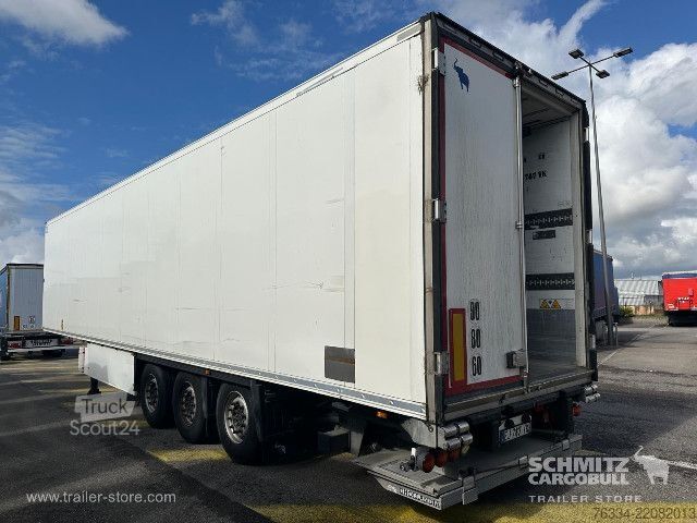 Semirimorchio frigorifero Schmitz Cargobull Semitrailer Reefer Standard Hayon