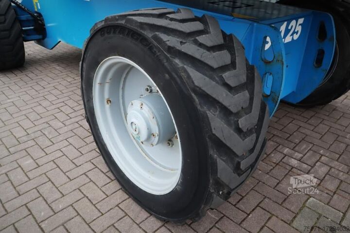 Teleskopbühne Genie S125 Diesel, 4x4x4 Drive, 40.1m Working Height, 24