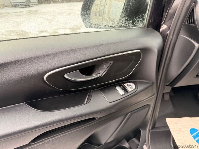 Minibús Mercedes-Benz Vito Tourer 114 CDI Pro 4x4 lang 9-Sitze