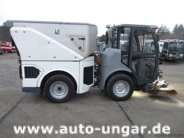 Balayeuse de voirie Hako Citymaster 1600 Kommunalfahrzeug 4x4 Keh