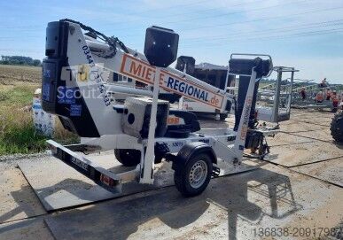 Remolque con plataforma de trabajo Dino 135 T