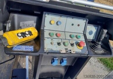 Remolque con plataforma de trabajo Dino 135 T