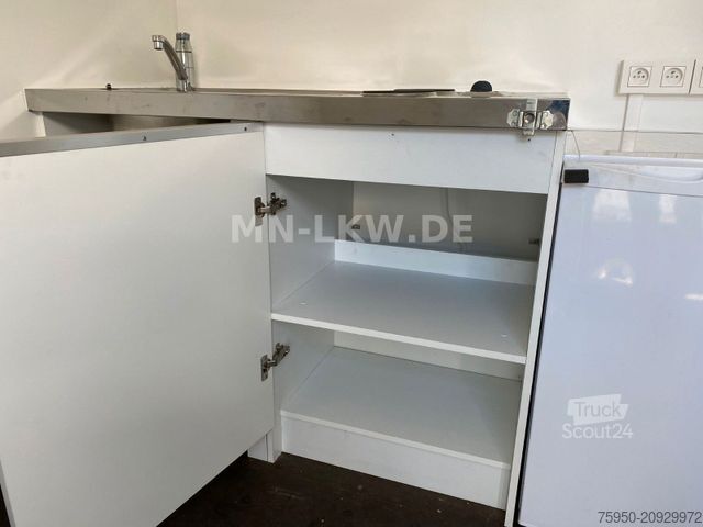 Camion caisson MAN TGM 18.290 KOFFER RENNSPORT WOHNABTEIL LBW 3t