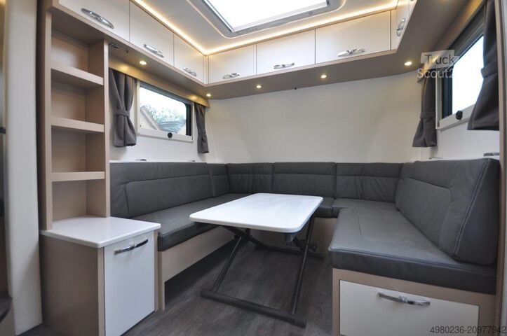 Wohnwagen Luxus Caravan mit Slide Outs 