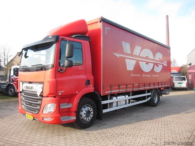 Camion plateau avec bâche DAF CF 230 19T Schiebeplane LBW Portalturen
