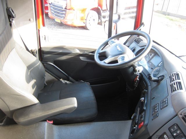 Camion plateau avec bâche DAF CF 230 19T Schiebeplane LBW Portalturen