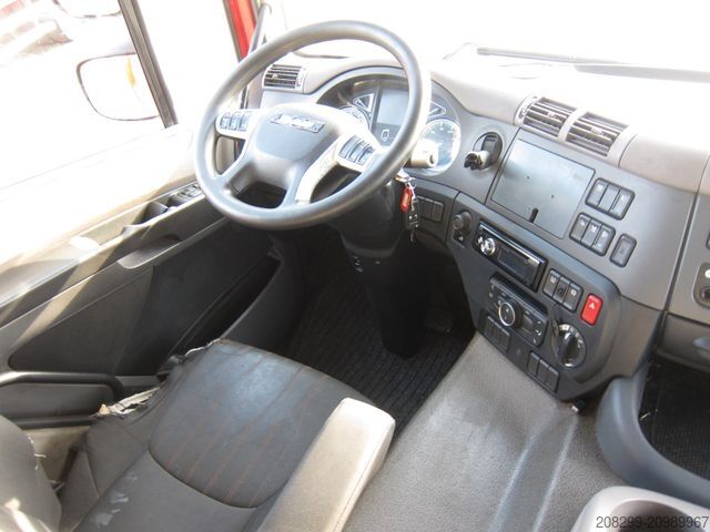 Camion plateau avec bâche DAF CF 230 19T Schiebeplane LBW Portalturen