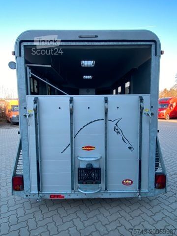 Horse transport trailer BÖCKMANN Traveller G 3  sofort verfügbar.