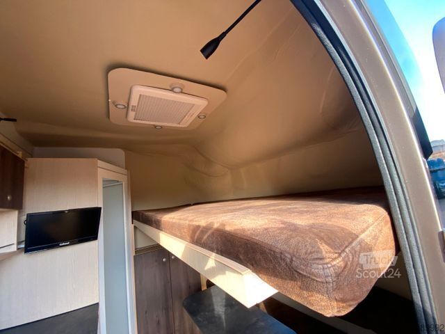 Zirgu pārvadāšanas piekabe  ANKA  3,5t   XXL Wohn. Dusche