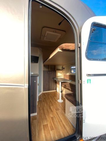 Zirgu pārvadāšanas piekabe  ANKA  3,5t   XXL Wohn. Dusche