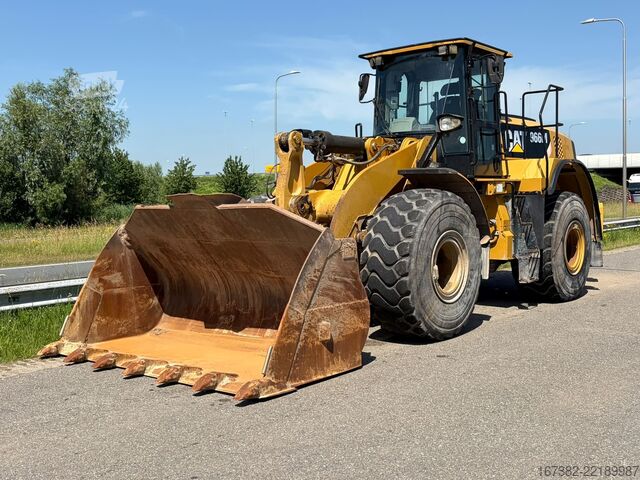 Chargeuse Caterpillar 966M
