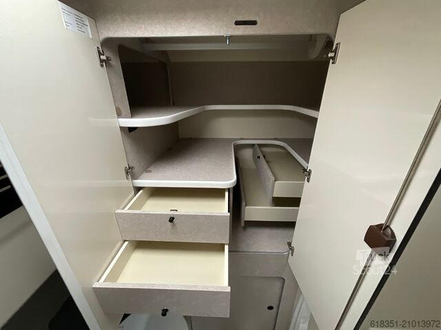 Half-integraal camper FORSTER T 639 LF, Automatik, 165 PS, Rückfahrkamera