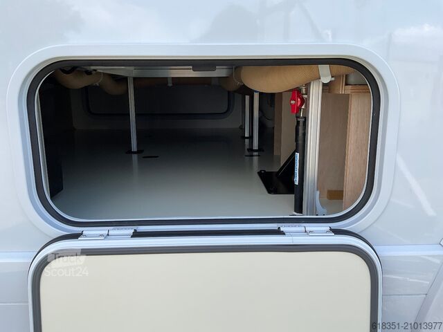 Capucine EURA MOBIL ACTIVA ONE 630 LS, LED Scheinwerfer, Radio