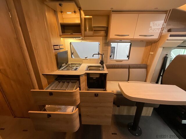 Camping-car semi-intégré EURA MOBIL PROFILA RS 720 EF, Maxi 4,25 t, Automatik FIAT