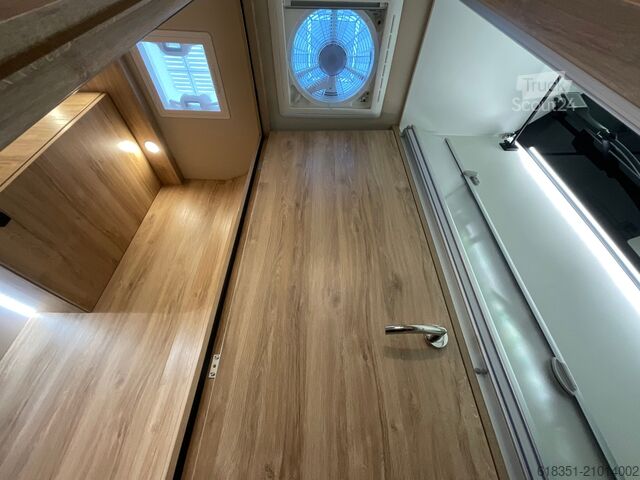 Camping-car semi-intégré EURA MOBIL PROFILA RS 720 EF, Maxi 4,25 t, Automatik FIAT