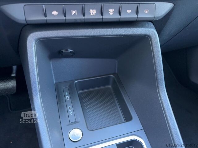 Minibus FORD Grand Tourneo Connect ( L2 ) Titanium 90 kW