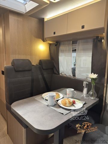 Half-integraal camper HOBBY OnTour C 680 GE Auto. PIONEER 9 Markise 16