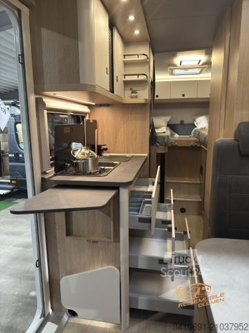 Half-integraal camper HOBBY OnTour C 680 GE Auto. PIONEER 9 Markise 16