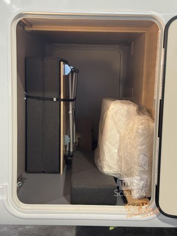 Half-integraal camper HOBBY OnTour C 680 GE Auto. PIONEER 9 Markise 16