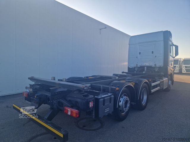 Wissellaadbak vrachtwagen MERCEDES-BENZ 2540 L Actros 6x2 Fahrschule 5-Sitzer Liftachse