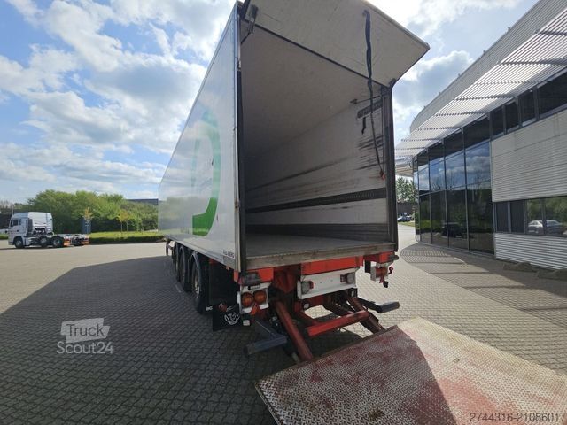 Kylsläpvagn KEL-BERG Lamberet City/drejebar