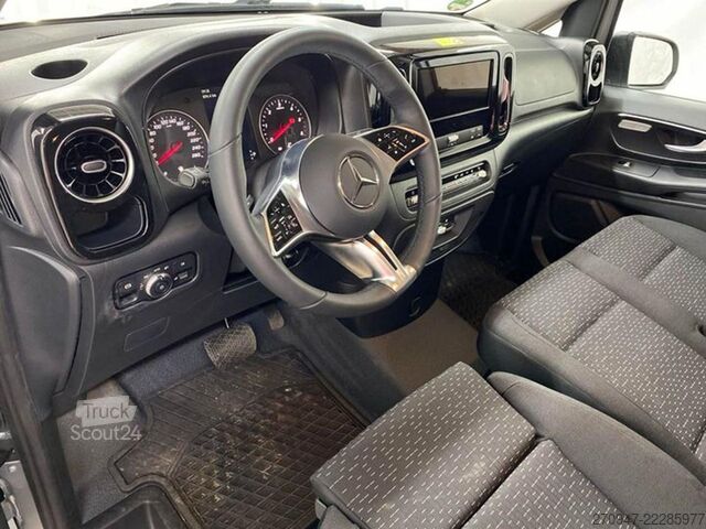 Minibusz MERCEDES-BENZ Vito 119 Tourer PRO 4x4 lang STANDHZ AHK PDC KAM