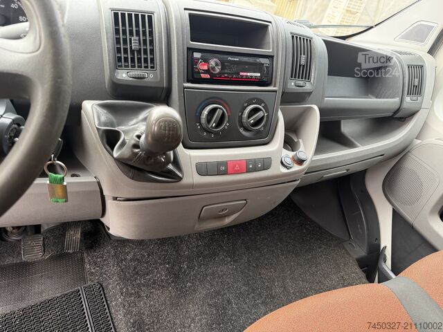 Furgão de painéis FIAT Ducato L