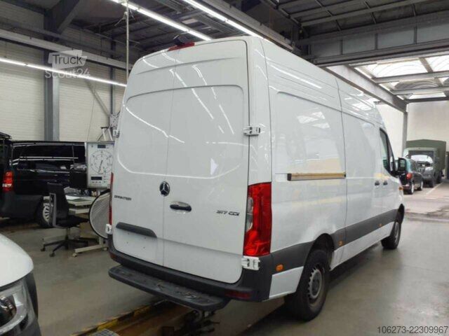 Fourgon Mercedes-Benz Sprinter 317 CDI,L2H2,Automatik,Kamera,Navi