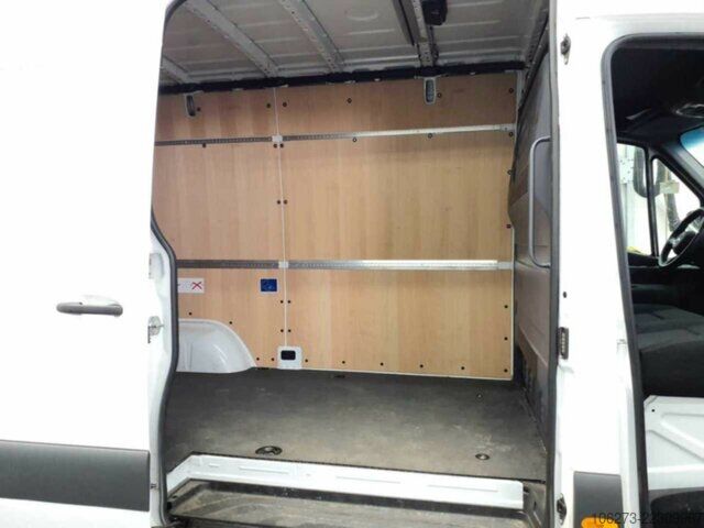 Fourgon Mercedes-Benz Sprinter 317 CDI,L2H2,Automatik,Kamera,Navi