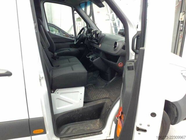 Fourgon Mercedes-Benz Sprinter 317 CDI,L2H2,Automatik,Kamera,Navi