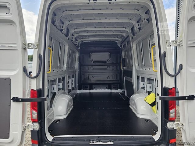 Kastenwagen hoch VW Crafter 35 Kasten MR Holzladeboden TEMPOMAT PDC