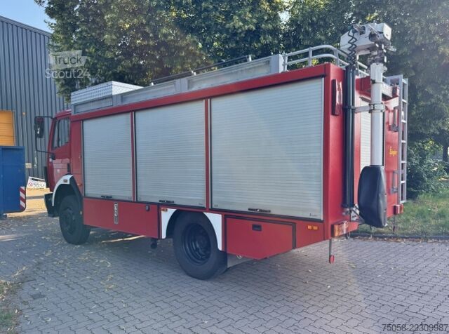 Spezial-LKW Mercedes-Benz 1124 AF - Feuerwehr Rüstwagen - 26 TKm