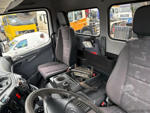 Kranwagen Mercedes-Benz Axor 2633 + HIAB 122 B-2 + 6X4 + REMOTE + MANUAL