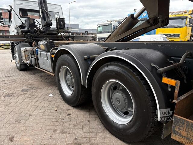 Kranwagen Mercedes-Benz Axor 2633 + HIAB 122 B-2 + 6X4 + REMOTE + MANUAL