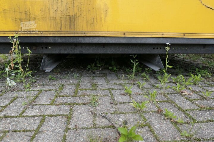 Фургон-полуприцеп  JUNGE Kofferaufbau