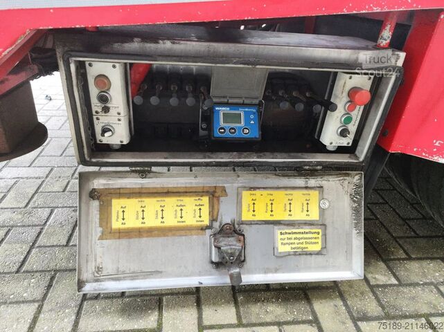 Semi low-loader Thorry SA 48